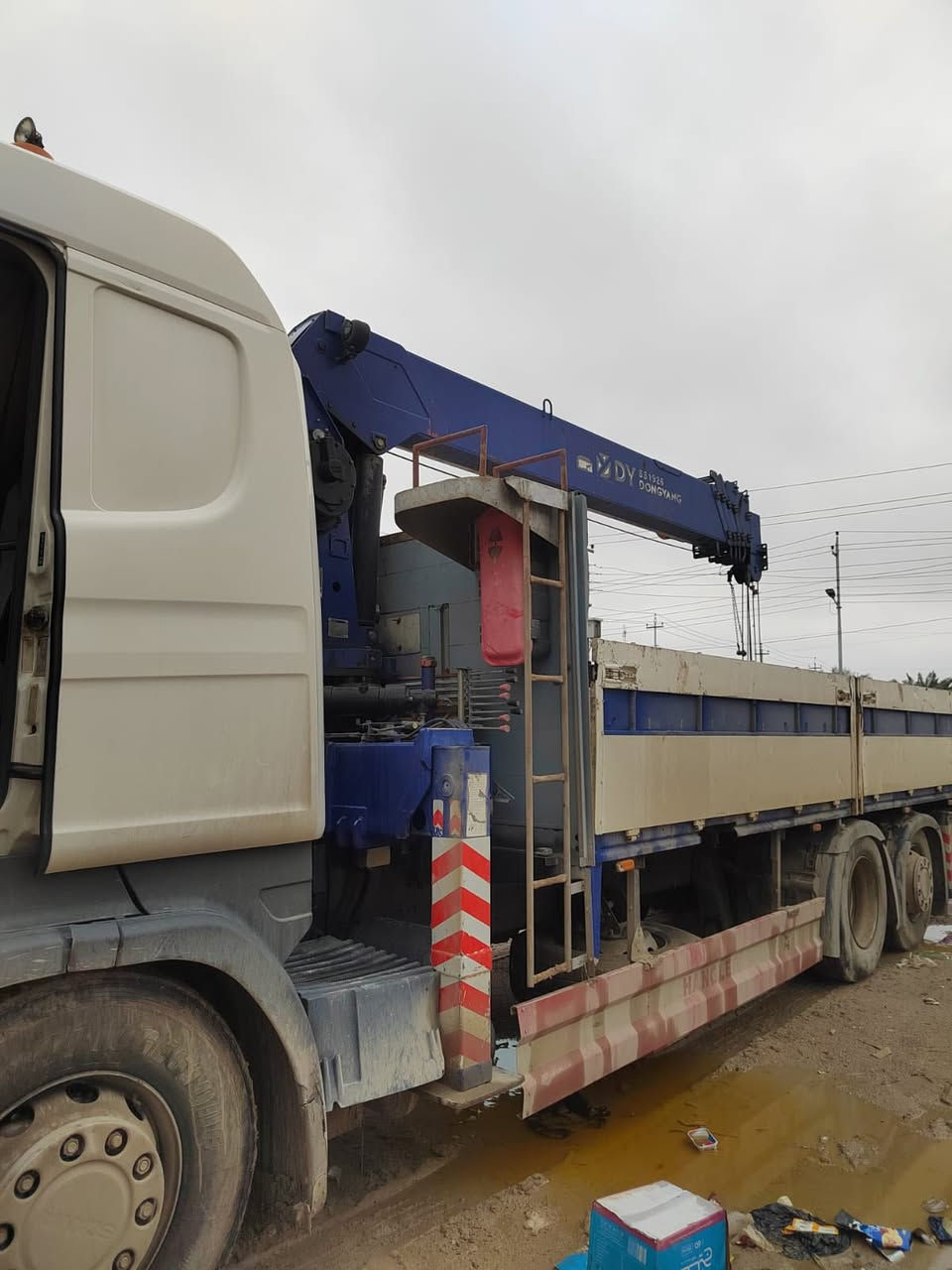 السلام عليكم اسكانيه البيع موديل 2007مكفوله من كلشي كرين 8طن كوري موديل2021مكفول كفالة عامه سياره شهايد بيها وايتو رميله سياره حلوه ونضيفه مامتعوبه مكان البصره كرمه علي أبوصخير 
***********
