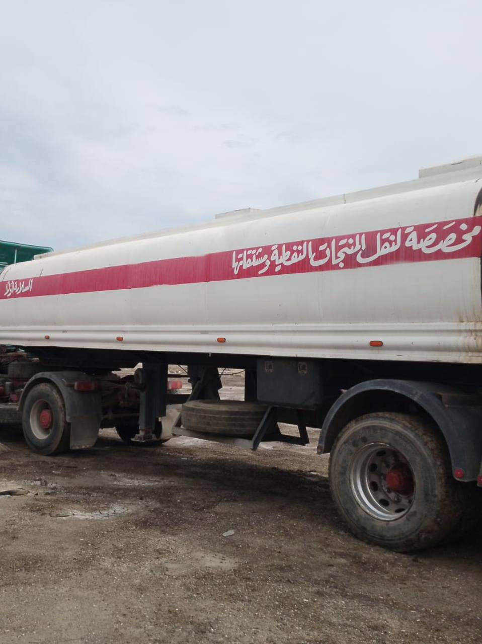 تانكي مصلاوي للبيع الحمولة 36 ثلاث دنكاير  شريط صيني سبرنك 14  تخم تاير منظومة بويلر كاك ابو الاربعه كهربائيات كاملة سلامة السعر 55 وبي مجال ***********
