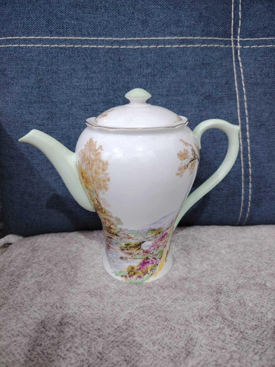 تحفة من تحف المنزلي الأوربي.. سيت لندني.. مصور.. 17قطعة... السعر 30..توصيل كافة المحافظات. @إشارة


**إذا كنت صاحب هذا الإعلان وتريد حذفه لأي سبب، رجاءا أرسل رسالة إلى الدعم الفني**