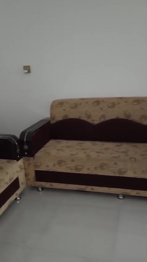 ثنين تخم مستعمل كلش نظيف ***********
