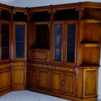 معرض للبيع سعر/ 700 /وبي مجال بصيط الاستفسارات فقط رقم هاتف/0775566255...