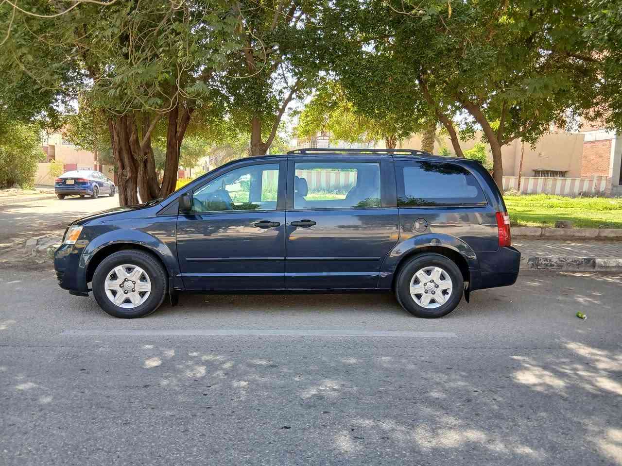 سلام. عليكم. للبيع دوج. كرفان موديل 2008 وارد. خليجي. ماشيه. 120كيلو. متر كفاله. من. ضربه. سياره. جديده. وجاهززه. من كلشي. رقم. بغداد مشروع. وطني. تحويل. ثاني. يوم.سنويه. الغايه 2027 الموصفات SE كشنات. امامي. خلفي. بلع لايت. زنون. تخم. تاير جديد تبريد. تدفئه جاهزه. من. كلش ي كير محرك حداديه.السعر (105) وبيه. مجال الستفسار اتصل/ ***********/ عنوان. سيارع. كربلاء. للمقدسه. اخوان. بيع. فقط. مكلف. بنشر
