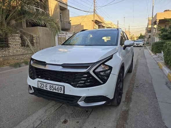 كيا سبورتج خليجي موديل 2023 فوول مواصفات جيتي لاين  رقم اربيل سنويه هزه رقم دولي جديد بأسمي تحويل مباشر بصمات عدد٢ بانوراما محرك ٢٠٠٠دووش  جلد كشنات كهرباء جنطه كهرباء تحديد مسار رادارات تدفئه تبريد كشنات قياده ذاتيه فوول تحكمات تبريد بيانو امامي خلفي شاشه كبيره سمارت تشغيل عن بعد هندبريك بصمه شفتات ستيرن  السياره فووول ماشيه ٤٥ السياره جديده بيه طخه بخشم لبنيد ومصلحه فقط بدون دواخل نهائيا  السعر ٢٢٥  الاتصال ***********
