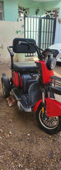 دراجه شحن ثلاثيه للبيع بطاريات جدد قبل اسبوع مبدلهن نوعيه وينلي الاصلي...