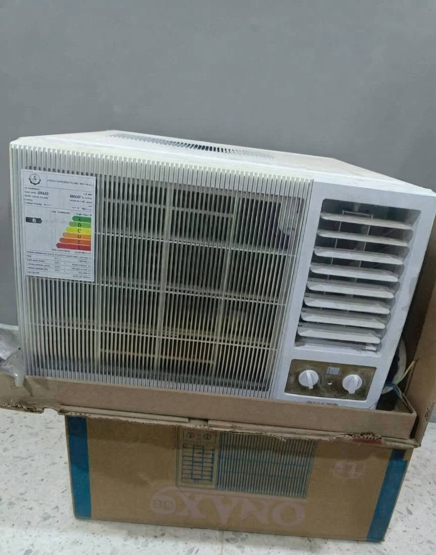 مكيف نوع اونكس حجم 2طن  تدفئة تبريد 
جديد بلكارتون  عدد 2 خوات 
مواصفات فول كلش راقيه غاز 410 
 ضاغط T3  يتحمل درجه حراره عاليه 🌡

💶 سعر الواحد 450 الف نهايته 
 علمآ سعره بمحلات 600

📍مكاني بغداد قريب الشعب بوب الشام 
📞للاتصال بالرقم ***********او وتساب 
الشراي يتصل او وتساب
 يوجد خدمة توصيل 🚛داخل بغداد ولكل المحافظات
