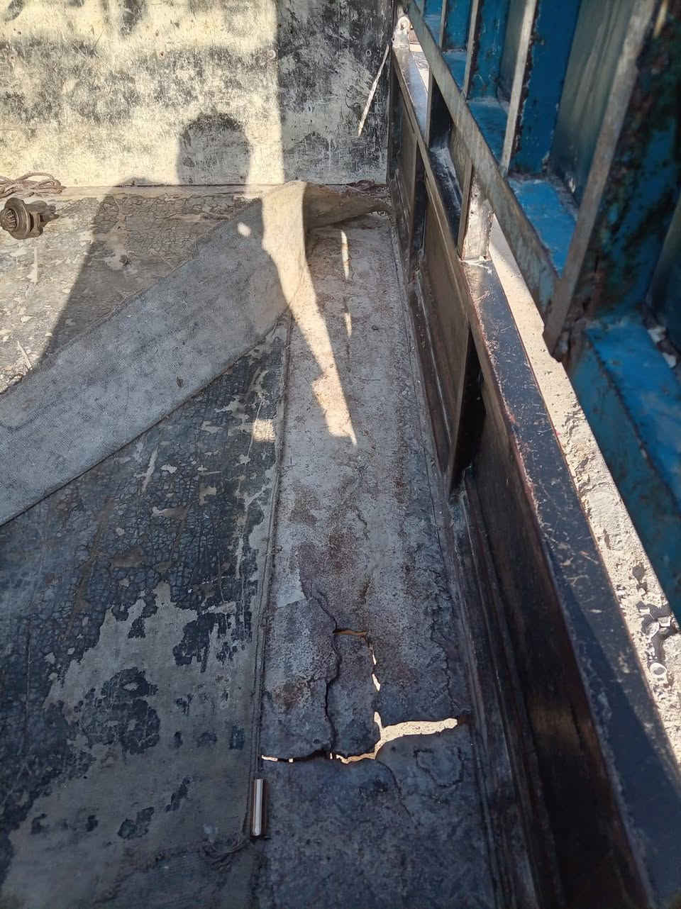 ستوته صقر للبيع مابيه اي شي لانضوح ولا تبخير خير من الله بيه ضرر بس الحصيره مال بدي وتتبدل اب50الف وصاله5سنين لحصيره هيج ماموكفتني حمل بيه وطلع  مكينه 150ستوته وراق اصوليه مديل 2017مكاني بغداد بل عبيدي  بسعر مناسب؟ الستفسار ***********فقط وتساب
