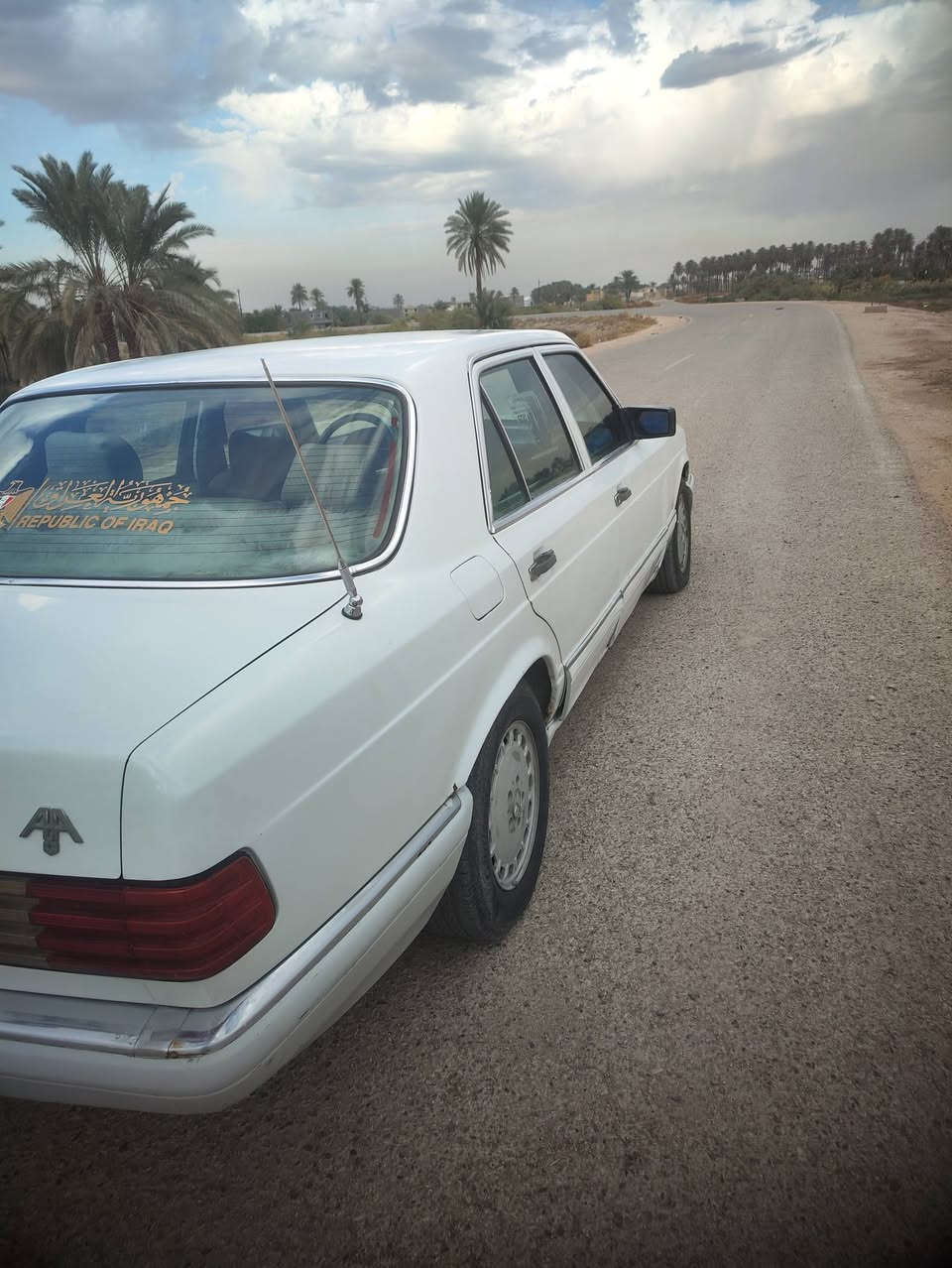 سلام عليكم مارسدس موديل 88محوركيرومحرك جدد سياره شلعه ومعدل تشك لكاع
سعر45 وبيه مجال بصيط مكاني حله رقم ***********
