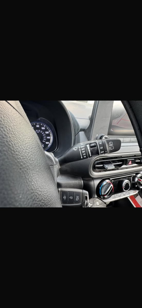 السلام عليكم
للبيع كونا موديل 2023
الموصفات
سويج
كشن عادي
مكينه 2000 دوش
رادر امامي
رادار خلفي
رادر جانبي
كامره دواره
رادار تحديد المسار
ويل 16
السيارة جديدة كلش
حادثها موجود بالصور ورقم الشاصي هم موجود وصور
السونارهم موجودة
السعر 150 $ وبيها مجال بسيط
الاتصال على رقم
+964 773 232 3033
مكان السيارة المنصور


**إذا كنت صاحب هذا الإعلان وتريد حذفه لأي سبب، رجاءا أرسل رسالة إلى الدعم الفني**