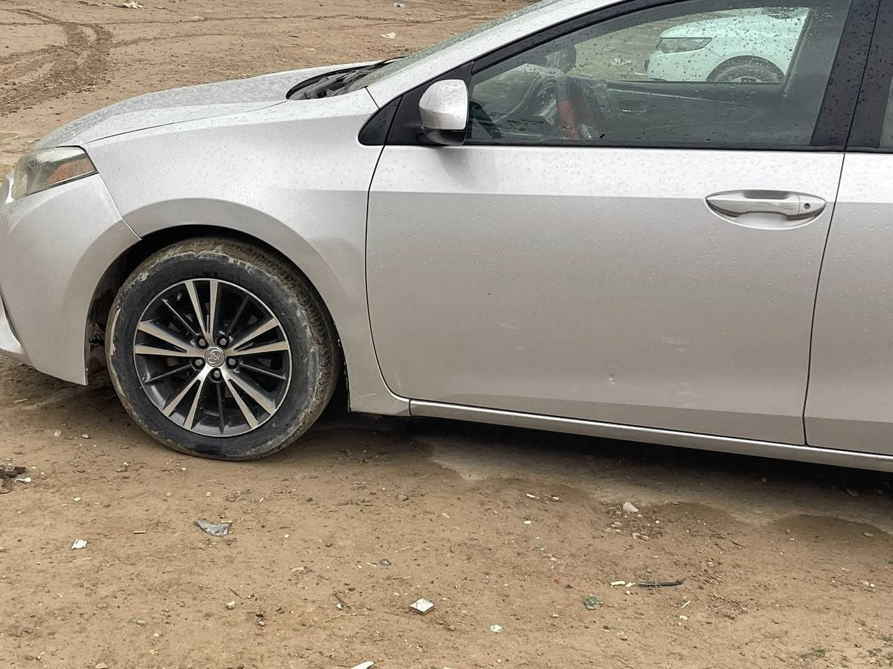 سياره للبيع كورلا 2016 وارد امريكي كامله مكمله مابيها اي نقص قطعه وحده مبدله بالخارج
رقم شمالي السعر خاص والي حاب يعرف اكثر هاذا رقمي 
بيكم خير وتدللون 
***********
***********
