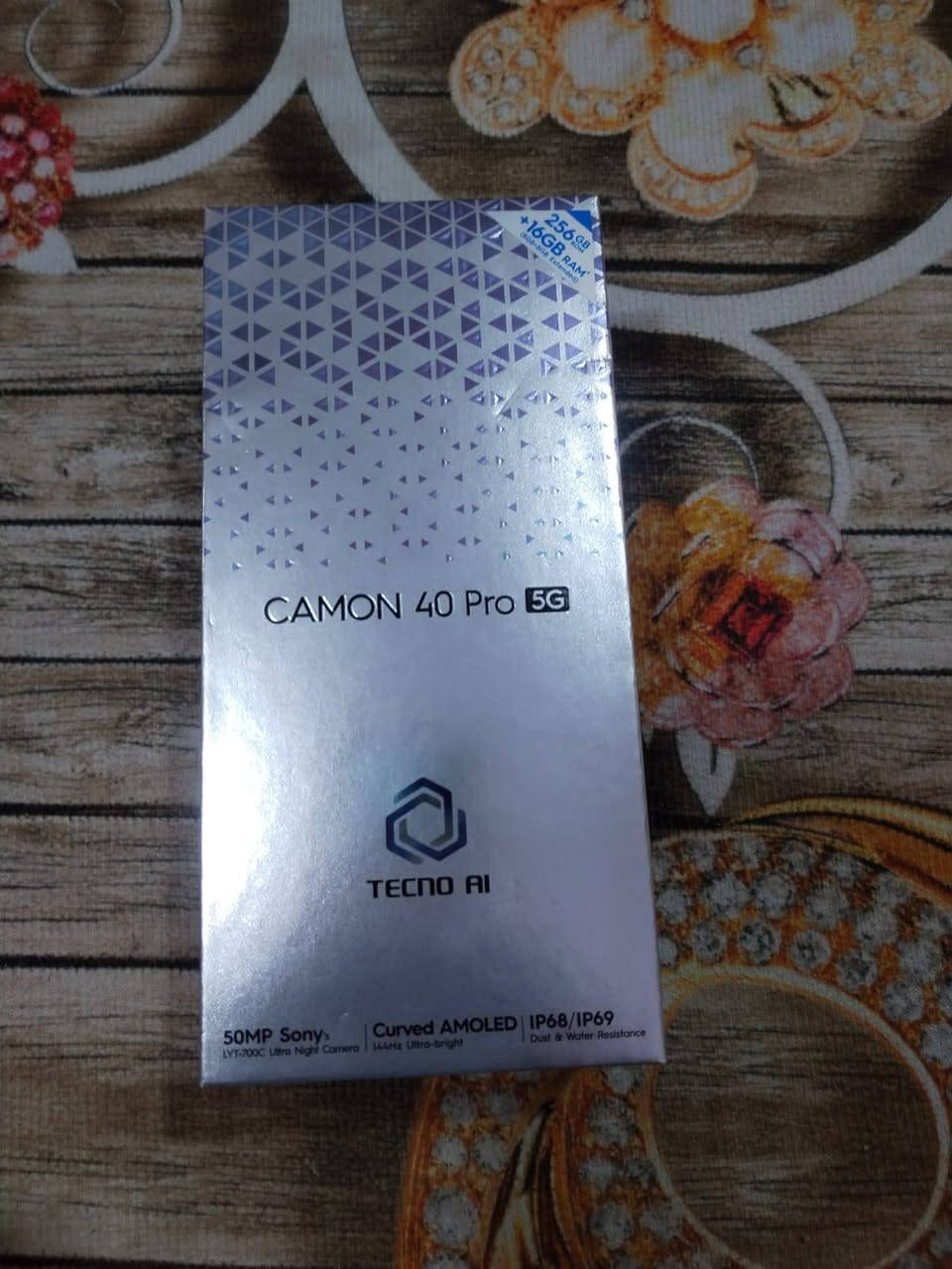 السلام عليكم جهاز تكنو كامون 40بروه فايف جي السعر ٣٠٠ وبيه مجال اومراوس وتطي فرق مكاني ناصريه مركز


**إذا كنت صاحب هذا الإعلان وتريد حذفه لأي سبب، رجاءا أرسل رسالة إلى الدعم الفني**