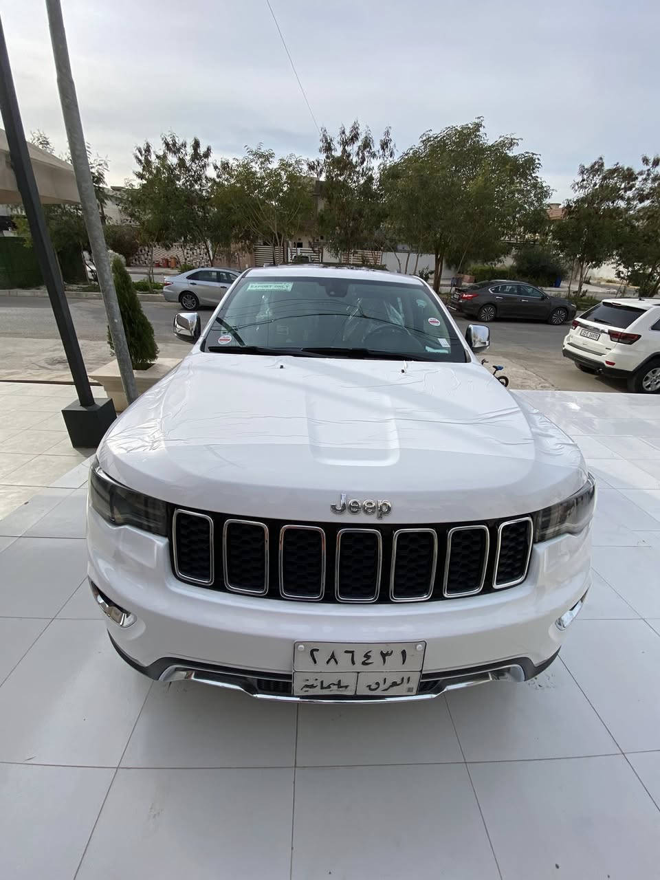 للبيع جيب موديل 2017فول وسعر مناسب وبل عافيه يكون من نصيبه   سياره/ماشي 80/   بصمتين لمتد داخل عسلي بنوراما جنطه كهرباء دمام كشنات خزن حار وبارد حساس خلفي رقم شمالي سياره بدون صبغ بس مكان بي بارد صغار استخدام شخصي سعر 235 وبي مجال بسيط مكاني كركوك ***********///////***********
