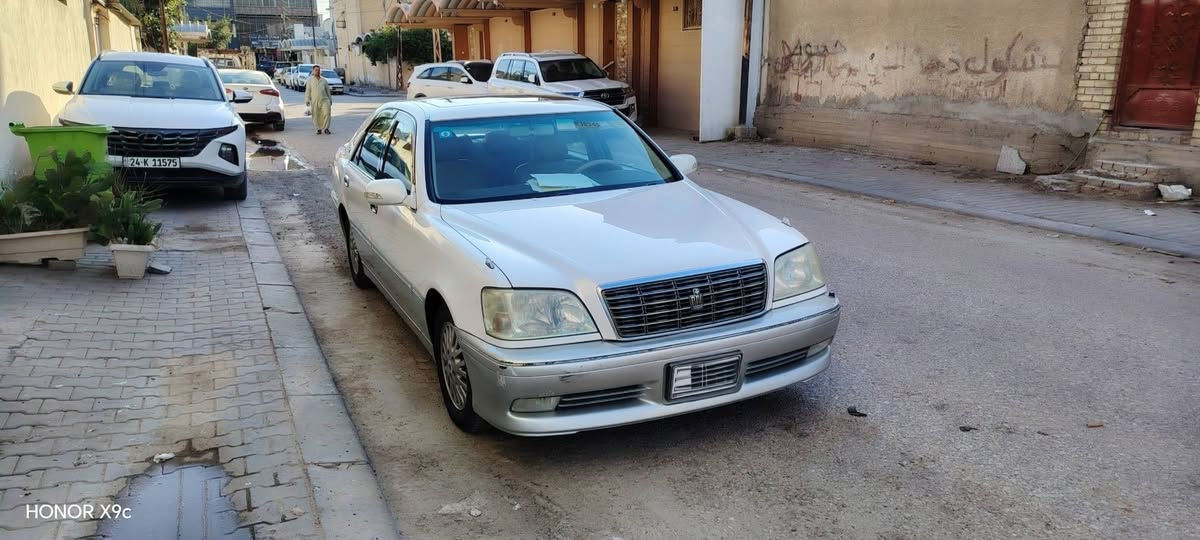سيارة فول
تبريد خلفي
كشنات جلد
لايتات كرست
للاستفسار الاتصال على*********** النجف, العراق
