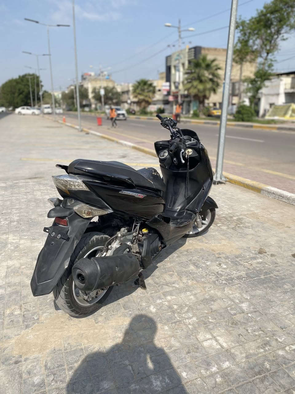 سلام عليكم ماجسته اس للبيع دراجه كلش حلوة وناعمة عليها فج برمبو وستيرن رياضي كامله من كلشي نقصها بس دوشمة الكشن والدوسة اليمنة نضافه الگڤر ٩٠٪؜ مكاني ساحة عدن قرب مستشفى الشرق الاوسط السعر ٨٧٥وبيها مجال بسيط رقمي ***********
