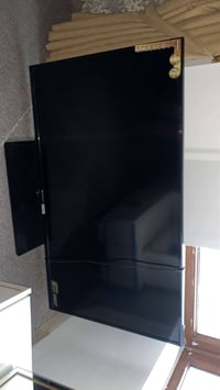 شاشة ٥٥ انش • كلش نضيف • معرض