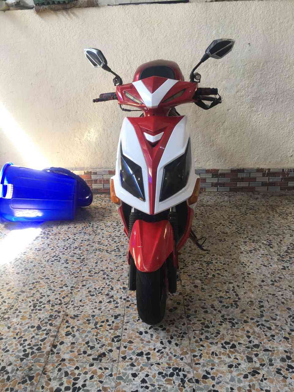 دراجه sym 125cc

نظيفه وحلوه 

سعره 800 وبيه مجال قليل

للاستفسار***********
