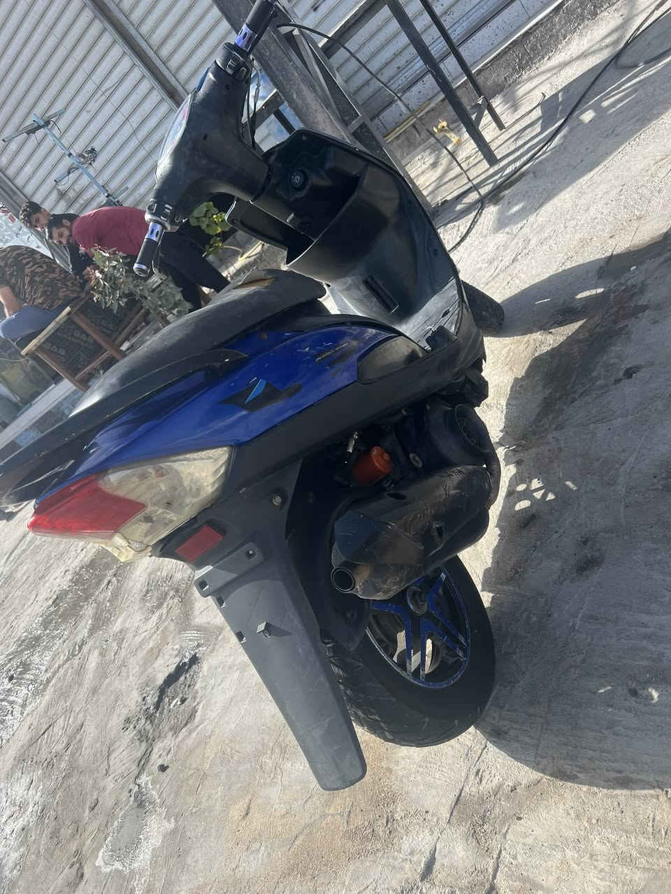 السلام عليكم ماكس مفولة كفرات بلاد بوشة بلاد فقط مبدل ولفات كهربائيات شغالة سلف هندر تايرات جدد وترايك وين متريد سعرهه 750وبيهه مجال للشراي ***********الشراي يتصل مو شراي لأتعبني وتتصل
