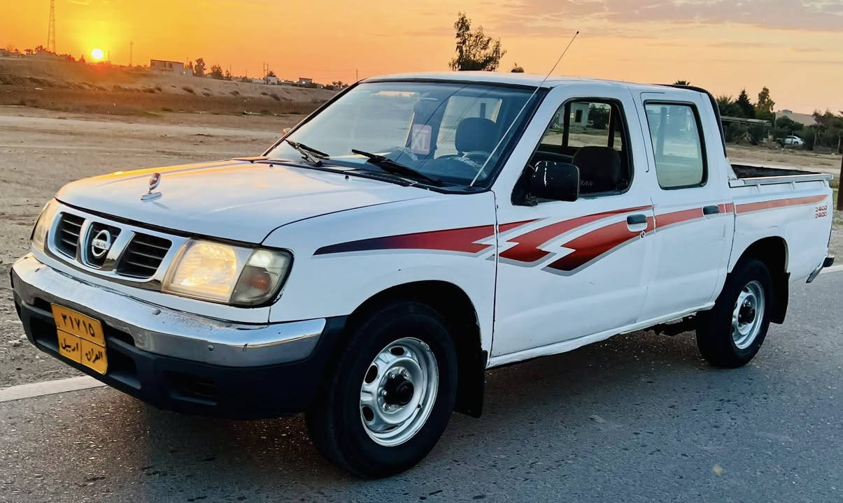 السلام عليكم نيسان 2001 شبوط للبيع (رقم اربيل تحويل ثاني يوم مصفرة غرامات ما عليها ولا الف) مصبوغة عام بدون دواخل كير ومحرك بالشرط. تخم تاير جديد. صدر امامي خلفي جديد. كهربائيات كلها بالشرط. السيارة جاهزة ما بيها اي نقص 55 ورقة وبيها مجال للشراي للأستفسار ***********
