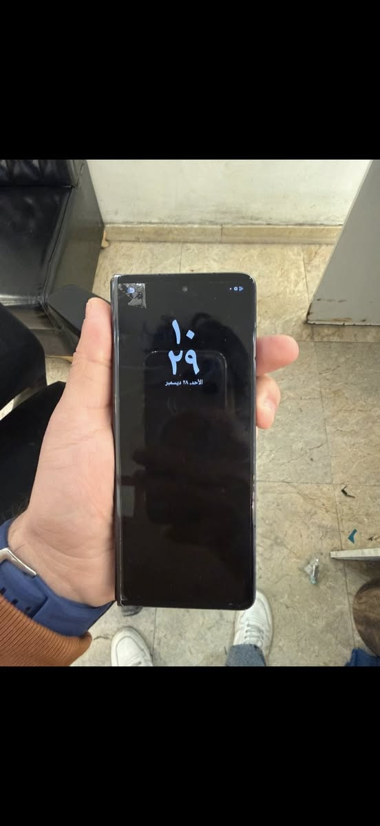 للبيع او مراوس كلكسي فولد 5 ذاكره 512 السعر 1075 نظافه فول اي خلل مابي مكان حريه ساحه عدن ***********

كلكسي نوت 20 الترا 256 مبدل شاشه وطهر مفطور السعر 275
