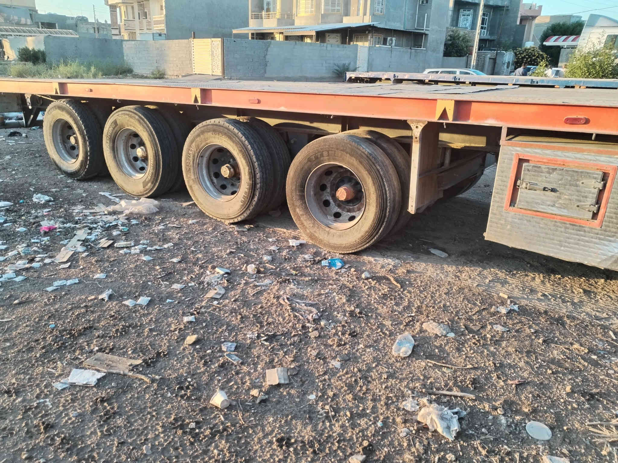 سلام عليكم للبيع عربانة اوربية محددة تخم تاير تخم بنزات اربع محاور تخم تاير العربانة جاهزة لشغل واي استفسار على هاذا الرقم ***********
