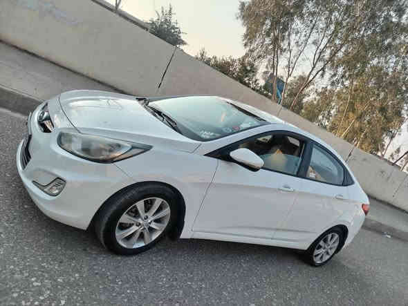 سلام عليكم سياره اكسنت موديل 2014 حجم محرك 16 قترتين سياره بي صبغ نوص بنيد سبغ فقط بدون دواخل بدون معجون كير محرك صدر تايرات كوله جديد رقم أربيل سنويه جديد لحد 2029 رقم انكليزي سعر اتصل تلل *********** مكان كركوك داقوق
