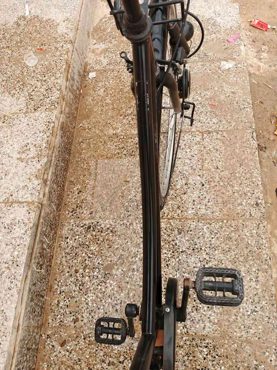 سلام عليكم
باسكل للبيع مديل 19 لون اسود انضيف 
الباسگل اخو الجديد وياله موس جوابه جدد 
الباسكل بي داينمو وغارض هواي كدام عينك 
مكاني نجف حولي 
السعر خاص او ع ارقم *********** وتساب
