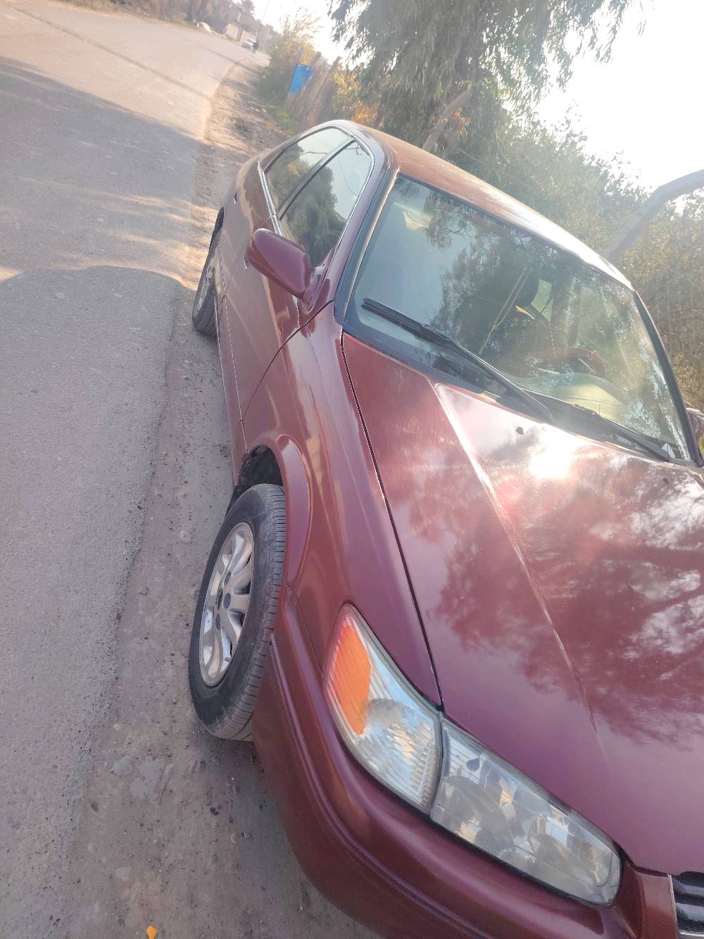 كامري موديل 2000 وارد امريكي  محرك سلندر 4 2200 ابو الكف المرغوب سعر 58 مجال حك الجيه موجود بغداد او صلاح الدين عليها غرامات ورقتين تنزل من السعر. مصبوغه عام بيها جاملغ ابيع هذا الموجود 