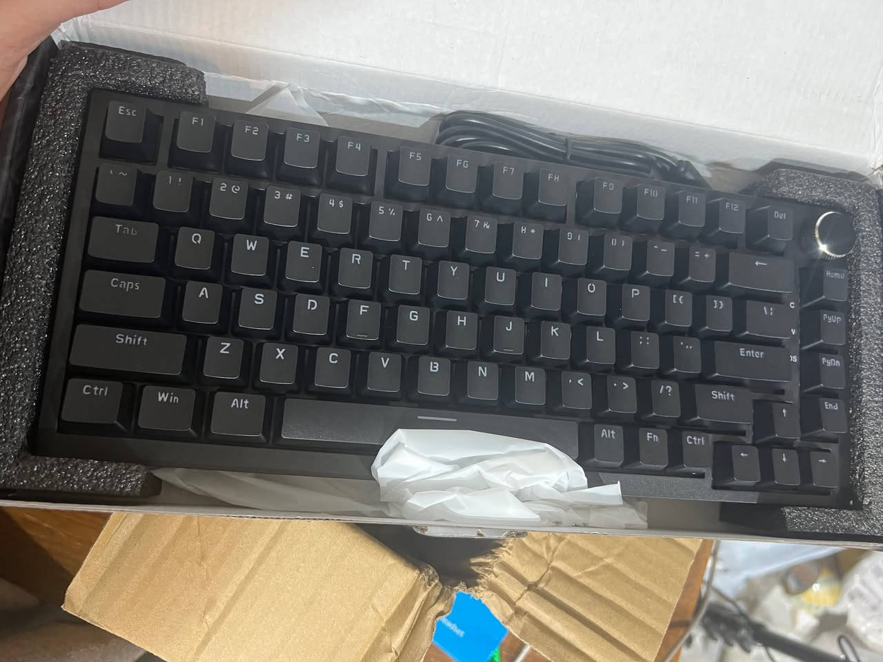 كيبورد جديد غير مستعمل 
السعر 35


**إذا كنت صاحب هذا الإعلان وتريد حذفه لأي سبب، رجاءا أرسل رسالة إلى الدعم الفني**