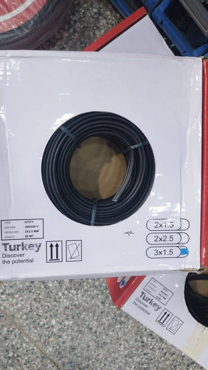 تم وصول سمنز تركي
2×4 
2 ×2 
3×1 للستفسار خاص توفر خدمه توصيل


**إذا كنت صاحب هذا الإعلان وتريد حذفه لأي سبب، رجاءا أرسل رسالة إلى الدعم الفني**