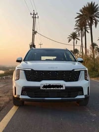 سورنتو خليجي 2025 6سلندر  بانوراما 7راكب  السياره باسمي   السياره اخذن...