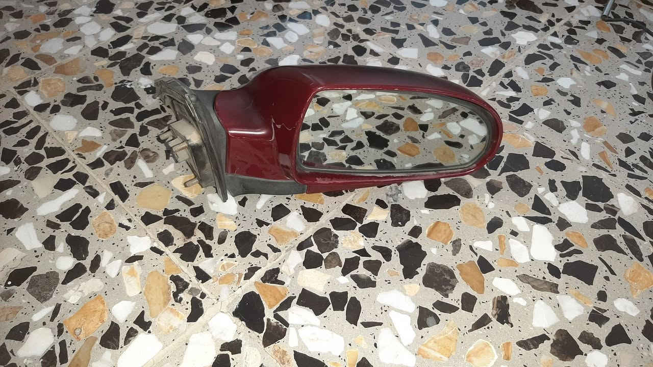 السلام عليكم ورحمة الله وبركاتة للبيع سعر القطعة 25 عل فحص شباك و مرايه و بكلات تفصيخ مكاني بغداد شعله الصدرين ***********
