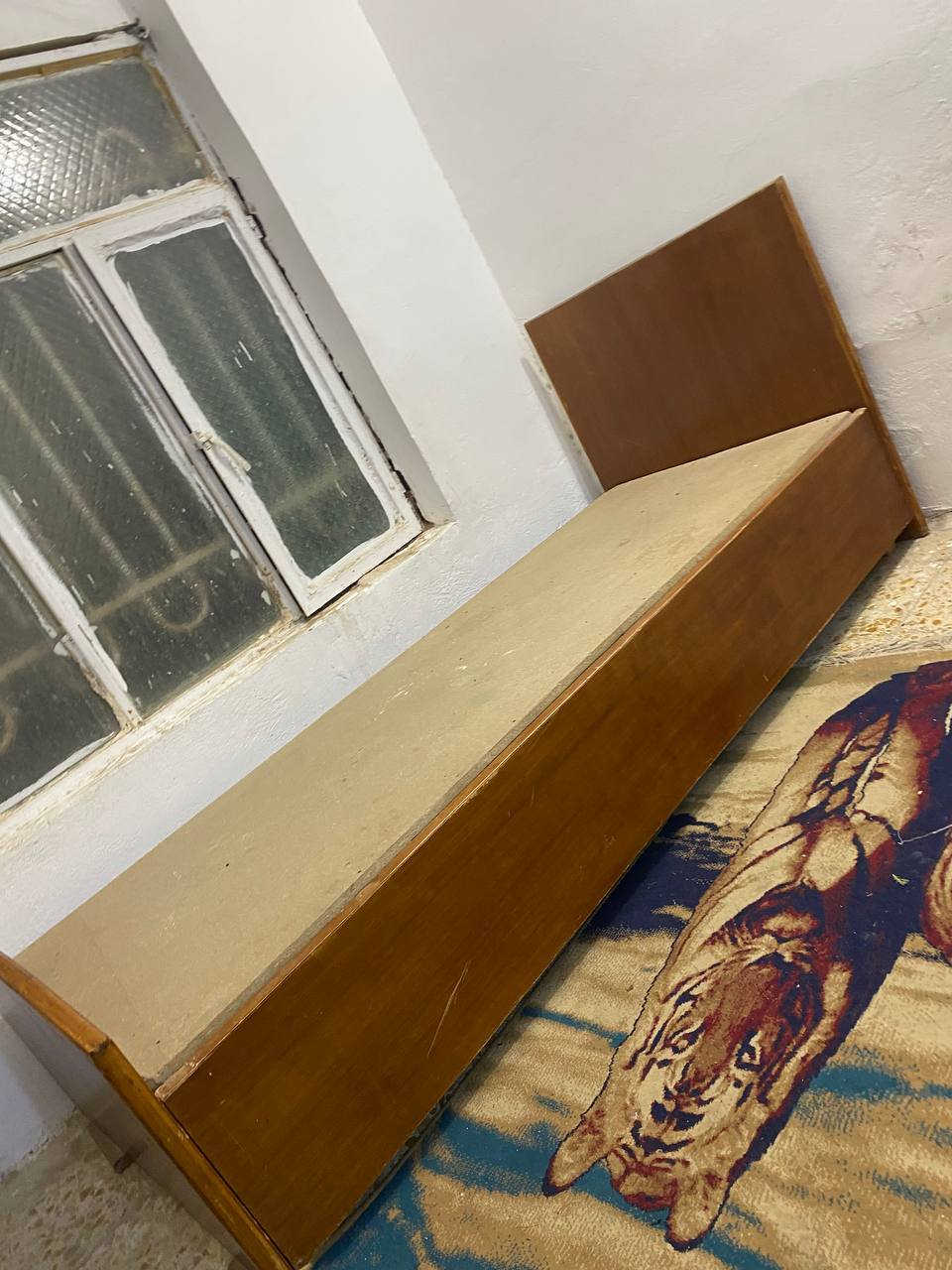 جربايه نفر واحد تزكام نضيفه سعره ٦٠ وبيه مجال للشراي للاستفسار الاتصال على الرقم ***********
