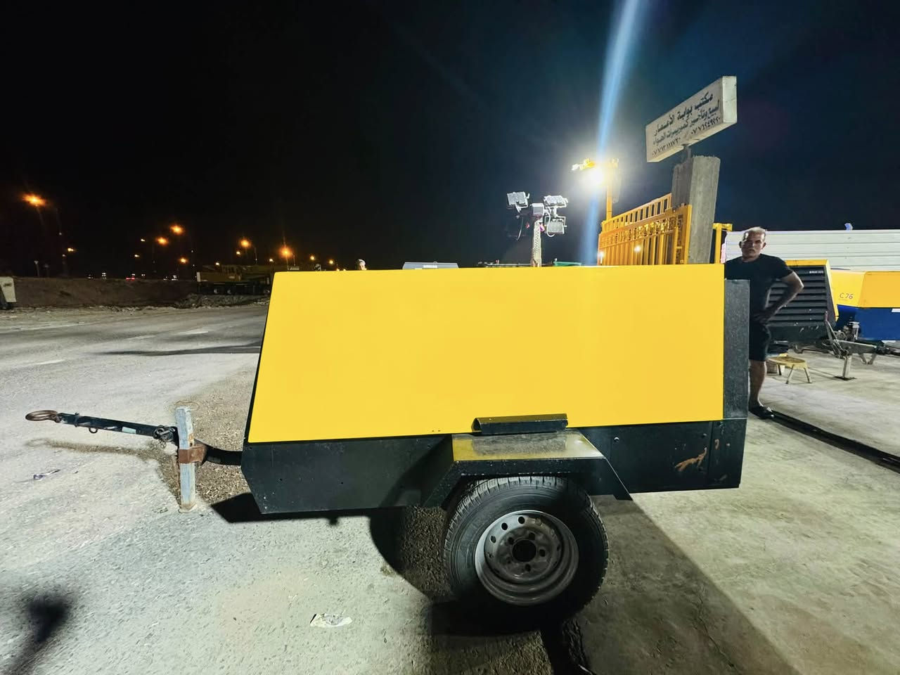 كمبريسر هواء كيسر حجم ٢٦٠ العنوان بصره ***********
