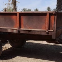 عرباين عدد٢ وحده سكندريه وحده فلاوجيه العنوان بغداد الطارميه الهاتف ٠٧...