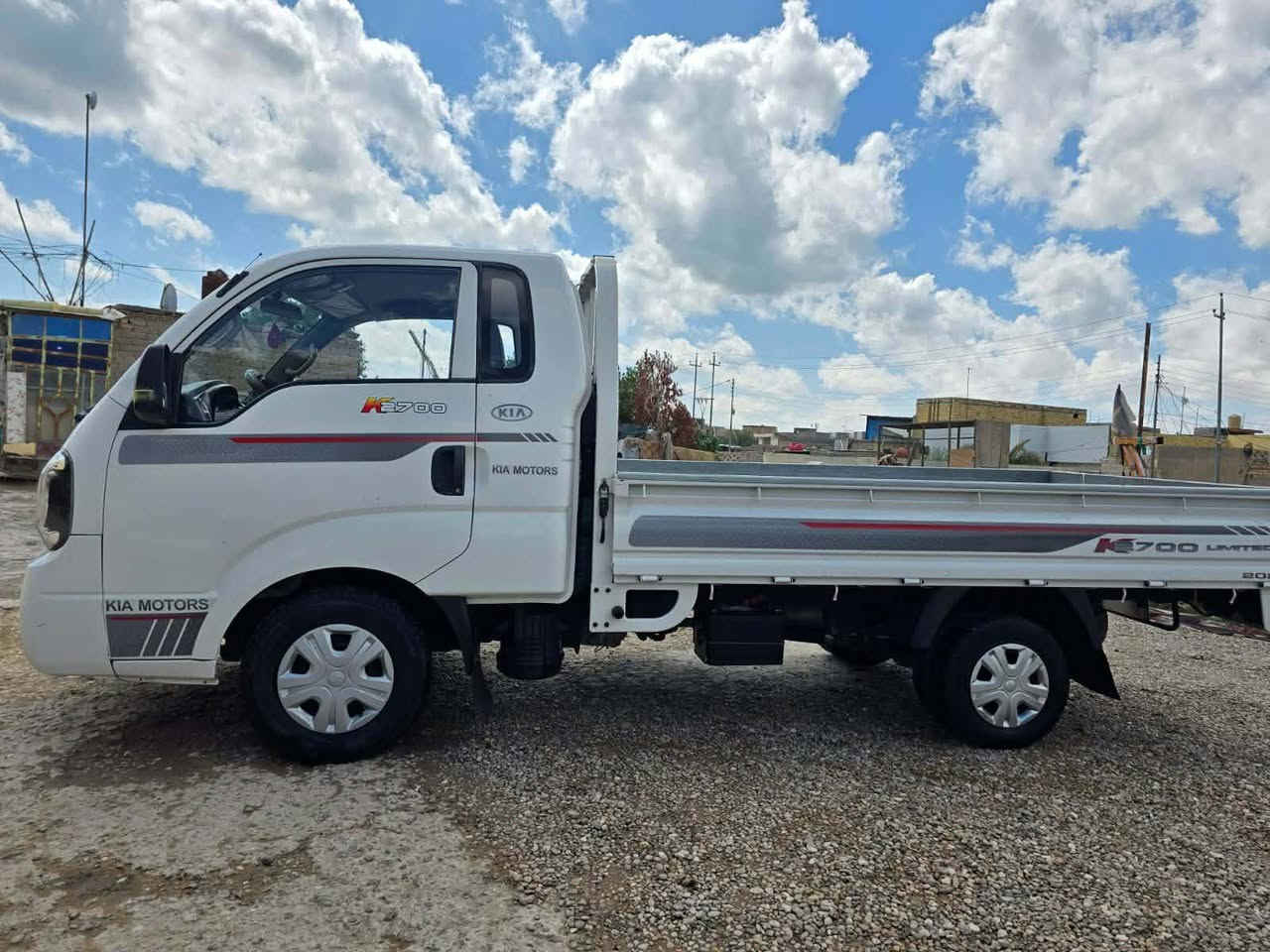 كيه حمل بنكو
مديل 21
كفاله عامه كير مكينه وضع الشركه ما مفتوحه 
رقم بابل 
السياره استلام شركه وبحاله الوكاله 
تدئفه تبريد شغاله 
مكاني نجف مشخاب 
***********
