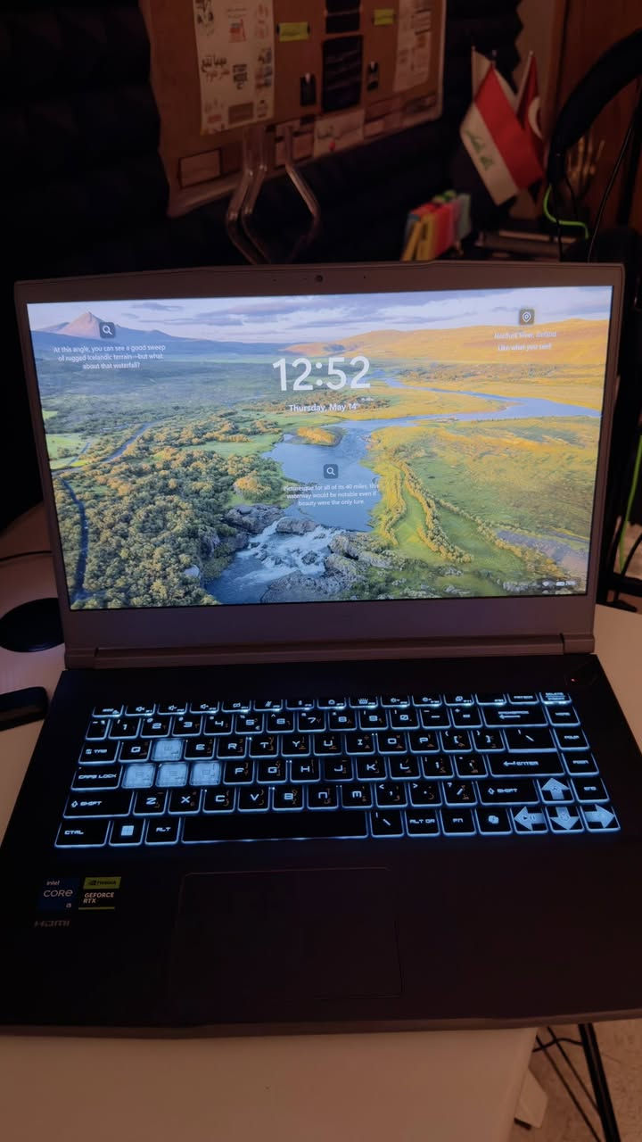لابتوب + شاشة كيمنك + ميز كيمنك + كرسي كيمنك
MSI Thin 15 B12UCX.
(Processor): الجيل الثاني عشر من Intel(R) Core(TM) i5-12450H بسرعة 2.00 GHz.
(RAM): سعة 8.00 جيجابايت (المتاح منها للاستخدام 7.71 جيجابايت).
(Device ID): 2425C342-FC99-4D64-AEB8-764675AEB437.
(Product ID): 00342-21259-80730-AAOEM.
• نظام تشغيل 64 بت، معالج قائم على x64.

مواصفات ويندوز (Windows Specifications)
• الإصدار (Edition): Windows 11 Home.
• الإصدار (Version): 22H2.
• تاريخ التثبيت: 21 سبتمبر 2025 
• بناء نظام التشغيل (OS build): 22621.1848.
• التجربة: Windows Feature Experience Pack 1000.22642.1000.0.

شاشة كيمنك ( Hisense Monitor )

Hisense Monitor.
(Model): 27N3G-PRO.
(Resolution): Full HD (1920 x 1080)
(Power Source): تعمل بجهد 12V وتيار 2.5A.
معدل التحديث: سلسلة الـ "G-PRO" من Hisense.
 27 بوصة HDMI.
اسود طافي غير عاكس

ميز كيمنك أبيض (120*60 سم)

• القياس: 120 سم طول 60 سم عرض.
• التصميم: سطح أبيض بملمس كاربون فايبر (Carbon Fiber Texture) مع فتحات مخصصة لتنظيم الأسلاك (Cable Management)

كرسي كيمنك Black Wolf (الأصلي)

• التصميم: كرسي Black Wolf اصلي باللون الأسود مع تطريز أحمر رياضي بنمط "الخلية".
• الراحة: يحتوي على وسادة دعم للرقبة ووسادة دعم للظهر (Lumbar support) قابلة للتعديل.
• المتانة: قاعدة قوية مع مساند يد قابلة للحركة وهيكل مريح للاستخدام الطويل.

السعر:
•لابتوب 750 الف
•شاشة كيمنك 145 الف
•ميز كيمنك 175 الف
•كرسي كيمنك 210 الف

للاستفسار: ***********
العنوان: بغداد/ الدورة
