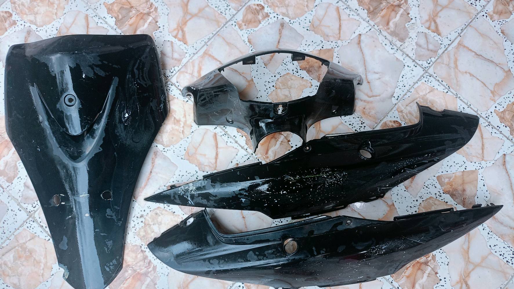 سلام عليكم ورحمة الله وبركاته 
كفرات ماكس عدله بلادي شوفت عينك السعر 30مكاني ناصريه مدينه مائيه 