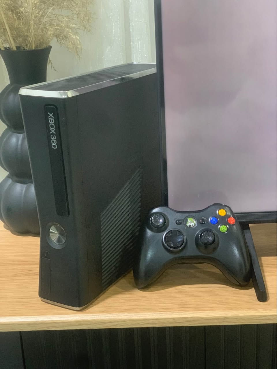 XBOX 360 
250 GB
پاکە بێ کێشەیە  
 هەولێر….  ١٢٥ هەزار أربيل, العراق


**إذا كنت صاحب هذا الإعلان وتريد حذفه لأي سبب، رجاءا أرسل رسالة إلى الدعم الفني**