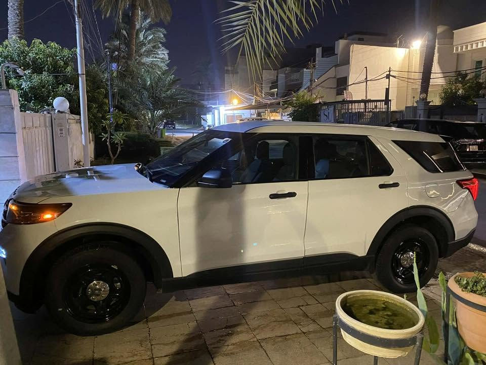 فورد اكسبلور مكينه 6سلندر  3300 بانزين
♦️ماشيه 65 كيلو  الف، 

موديل 2022 

♦️6 سلندر

 تنفس طبيعي كير 10 نمر تمشي على البانزين العادي 

مواصفات البوليسي المعروفة 

♦️سويج

تبريد ثلج 

♦️حساس خلفي وكامره خلفيه

♦️كشن جلد

♦️كشن كهربائي♦️تحكمات ستيرن

♦️5 راكب

♦️لايت ليد زينون

♦️حساسات خلفي

حادث 3 قطع بدون دواخل 

السعر 175 مجال بسيط

رقم اربيل باسمي هزة وسنوية كل جديد

للأستفسار  //  ***********
