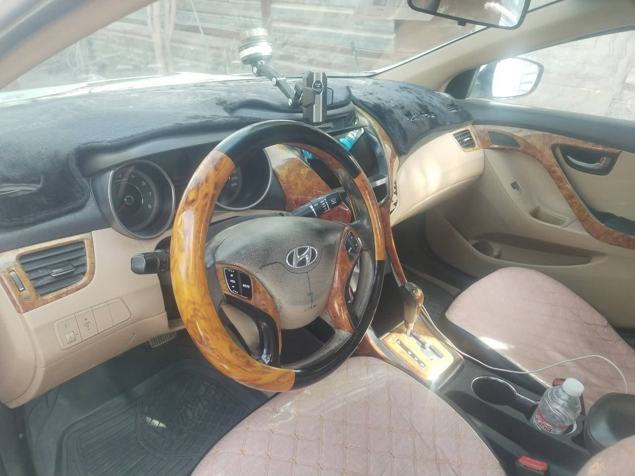 النتر موديل 13 مكينه كير حداديه تخم تاير مكفوله من ضربه بيها باردات واضحات بل سونار رقم اربيل جديد مالك نجف السعر 108 مكان نحف ***********
