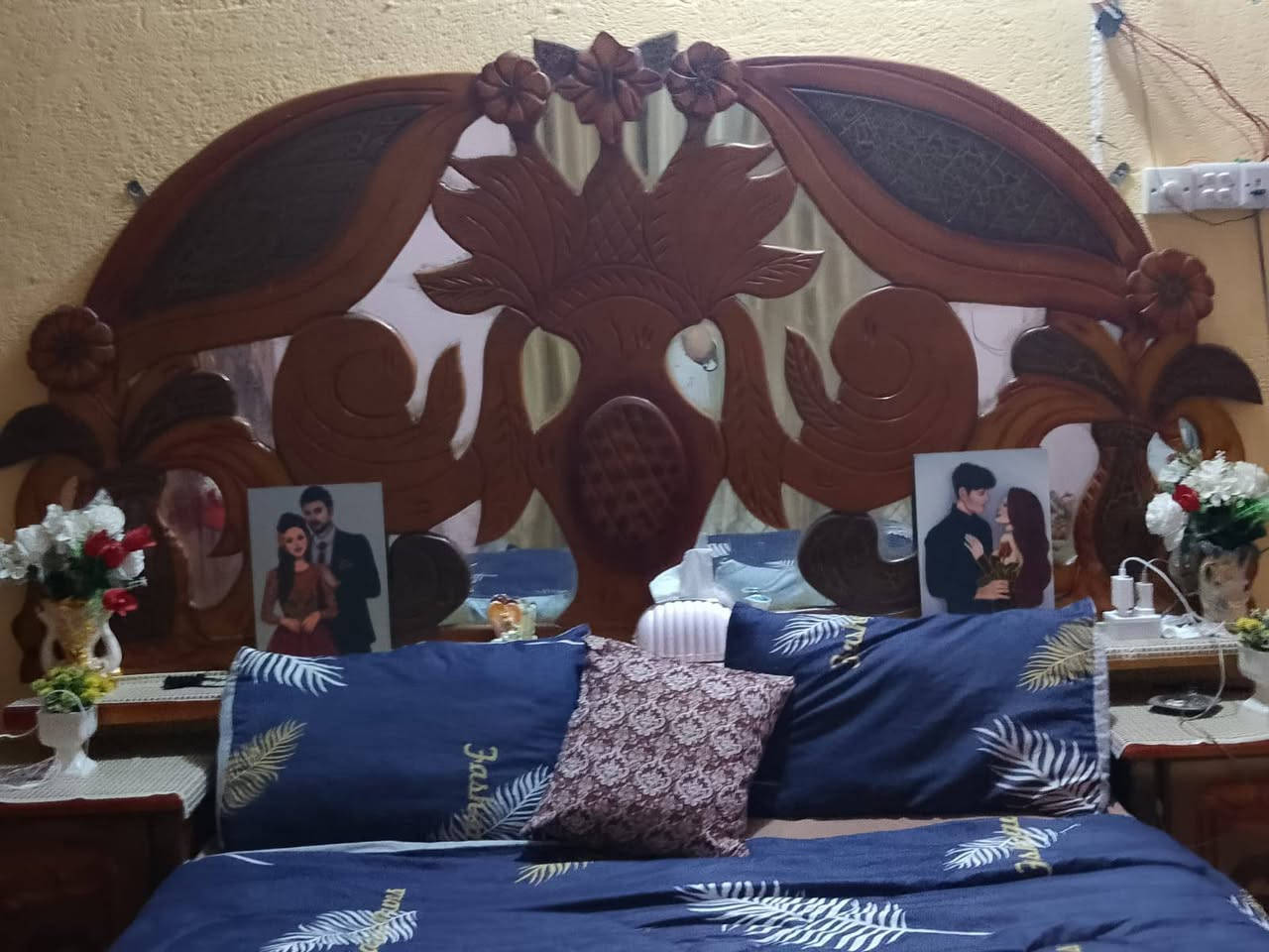 غرفة صاج للبيع نظيفة سعر 700الف وبيه مجال للشراي الاسكان الصناعي ***********
