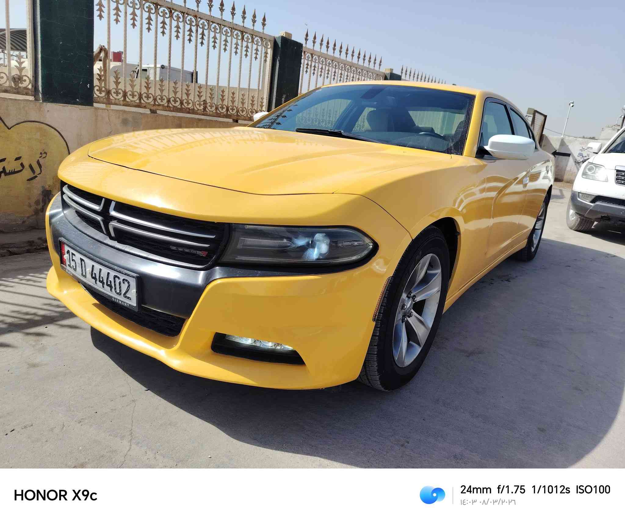 السلام عليكم جارجر ليبع موديل 17امعلاليه 18 سياره جديده بيها قطعتين تبديل رقم الانبار انكليزي مكان سياره ديوانيه السعر 165وبيها مجال ***********
