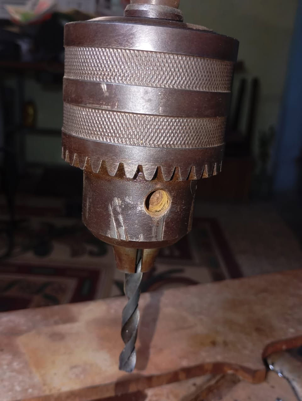 ⭕ يوجد توصيل لكافه المحافظات
دريل ثابت حجم كبير ماركه توتال TOTAL شغال وعل الفحص نظيف استعمال قليل السعر 150 الف مكاني بغداد ***********
تحياتي 🌹💖
