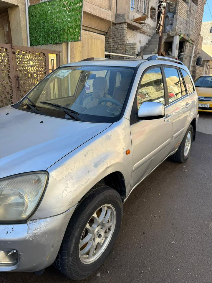 السلام عليكم تيكو موديل ٢٠١٢
كير ميكانيكي 
مكفوله من الصبغ 
رقم بغداد بأسمي تحويل ثاني يوم 
بيها جراد خفيف 
السعر ٥٣ وبيها مجال 
***********
