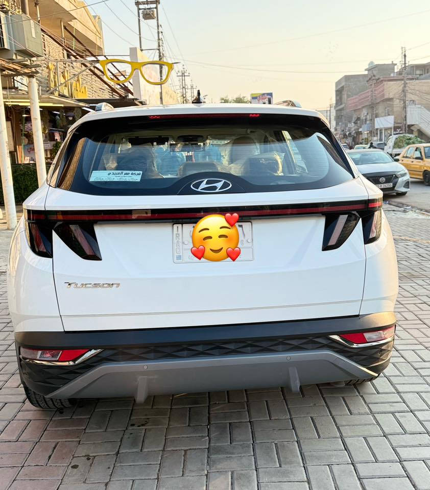 السلام عليكم اخواني جمعة مباركه للجيمع ان شاء الله❣️
للبيع Hyundai Tucson 2024 فول مواصفات :
💎 محرك 2000دوش(المرغوب)
💎بانوراما السياره
💎السياره وارد خليجي على ايدي من الشركه لحد الان.السياره مصروف عليها  الاضافات وتفويل كله محسن من اشتريتها لحد الان ولا قطره من البانزين العادي حاطلها
💎السياره ماشيه 29467km
💎رقمها بغداد تحويل ثاني يوم ان شاءلله
💎 كشنات جانت مخمل سويتها كشنات جلد تو كلر الاصلي وتجي اچيك بعينك وشوف كلف 300$
💎السياره شاشه وسطيه كبيره +خرائط وتدعم الكاري بلي
💎تبريد لمس قطعتين
💎الكراسي الاماميه كهرباء تدفئه تبريد
💎الدشبول دجتال
💎انظمه القياده ثلاثه(اعيادي+ايكو+سبورت)
💎مثبت سرعه وكامره دواره
💎لد امامي خلفي حساسات اماميه خلفيه رادارات
💎اوتو هولد
💎مانع انزلاق وانحدار
💎بصمه ترحيب وتحكم عن بعد عدد٢
💎هاند بريك بصمه
💎اشاير بالمري +المري شفط
💎بردات خلفيه
💎تغليف السياره من الداخل لايلون حراري
💎تفصيل دواسات وكشنات جلد ودركه ستيرن سيت واحد
💎السياره كفاله عامه من جكه الابره ما عدا فقط اصبعين بحافه الجاملغ الايمن تكحيل٠
!💎السعر 232 ومتلكه هيج سعر بهيج نظافه بسوك كله ويشهد الله السياره تخبل بس توازيت على ظرف وراح ابيعها والحمدلله
السياره تخم تاير جديد مصار 10 ايام من شاده والسياره جديده بمعنى الكلمه حتى السبير على وضع الشركة
💎ورجاءً الي ميعروف بالسيارات وميعجبه السعر او اي شي خلي يبقي اثر طيب نفسه ورحم الله والديك
💎وللسؤال والاستفسار هذا رقمي وتؤمر امر تحياتي  ***********
