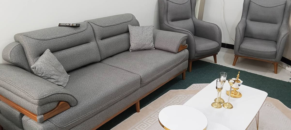 السلام عليكم تخم تركي اصلي ماركه 10 نفر يصير سرير
مستخدم 4 ايام فقط الاستفسار عالرقم
***********
