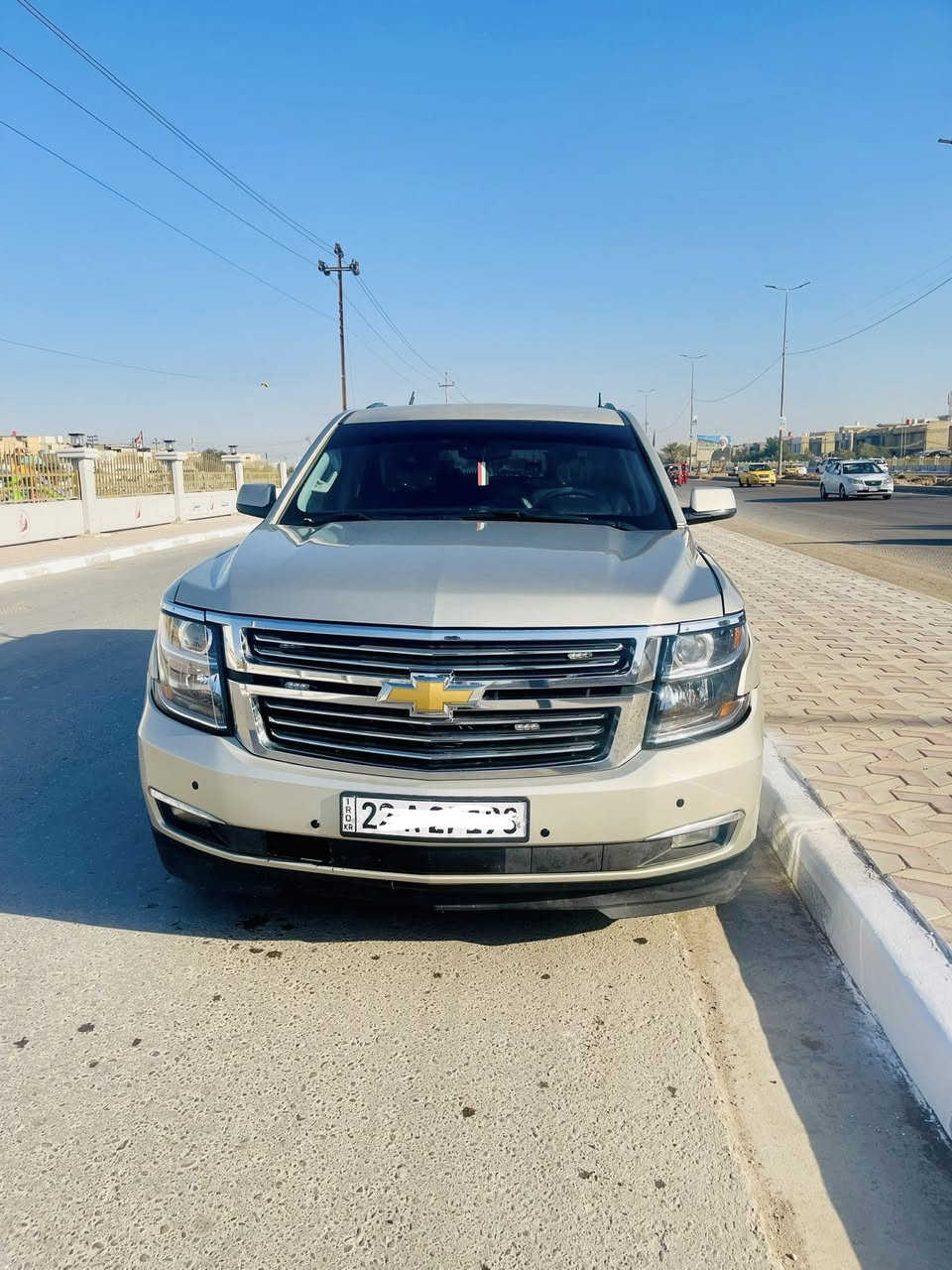 تاهو 2016  ادوات بيه كصه قماره
رقم اربيل متوم سنويه طبق الاصل وين متريد اطلع بيه
المواصفات  Lt
كراسي اثنين كهرباء
كروس سرعة
فول تحكم استيرن(جهتين امامي+جهتين خلفي)
شاشة عرض الاعطال
دبل كير(عادي+اوتوماتيك) 
دبل حساس(امامي+خلفي)
نظام تحكم بمستوى الضوء الداخلي
مانع تزحلق
تو ويل
شاشة امامية كبيرة اصلية
كامرة خلفية اصلية
تشغيل عن بعد
قاصة سرية
لايت عدسة زنون
لد امامي
 وتخم تاير جديد برجستن 
السيارة كل نقص مابيها صدر امامي خلفي 
السعر  (115 ) وبيها مجال
العنوان ميسان العمارة
للاستفسار ***********
***********
