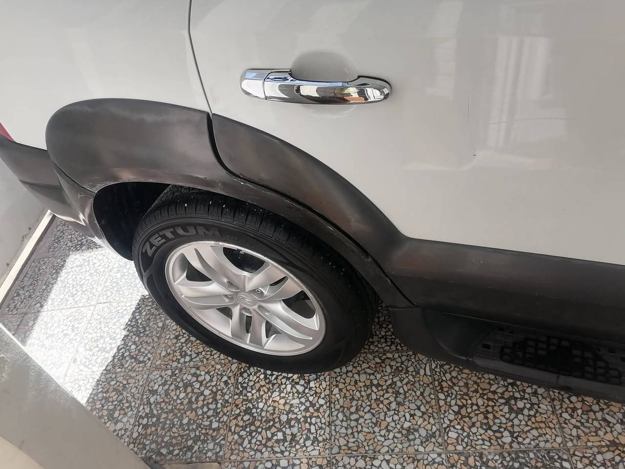 السلام عليكم توسان ٢٠٠٩ خليجي مكفوله محرك ٢٠٠٠ ماشيه ١٢٠ حقيقي رقم بغداد السعر ١٢٢ مكان بابل ***********
