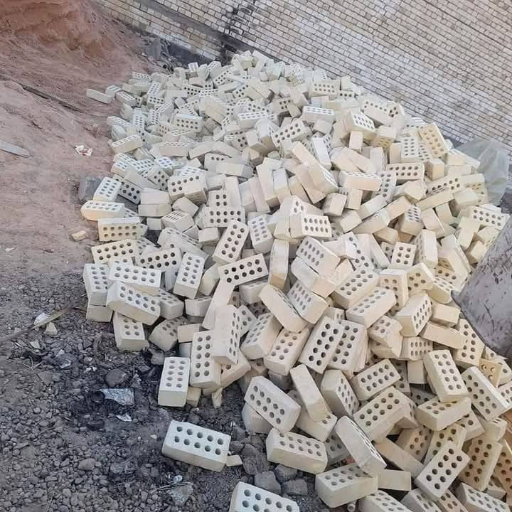 (اللهم ارزقنا رزق الحلال يالله)
طابوك مجمع النهروان طابوك جمهوري ودرجه اولئ

نسبه جدآ قليله من الاملاح 

عدد مضبوط ٤٠٠٠ و250زياده 
لاستفسار ***********
