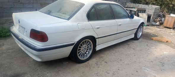 السلام عليكم.....
كاسحه موديل 97 ....للبيع ...فقط

..السيارة اشتغلتها هيكل بس العازل صار عليه ب 400. الداخلي مالها .

ضفيرة من الداعميه للدعاميه مشامه الهوئ اي چطل مابيها اي ضربه مابيها ....غرفتها جديدة اي كسر اي شك اي شخط مابيها 

تخم تاير بعدها مماشيه عليه

وباتري بعدة جيس

محرك جديد 

تبريد ثلج

ومبيها اي نقص بالكهرباء حتئ مثبت السرعه  شغال 

اي نقص تشوفه بالسيارة تلكاة بجنطتها 

..بس صار عندي ضرف وعفتها ....

والشباب اليعرفوني عدهم معلومه... بهاي السيارة شلون حلوة ونضيفه ...

غرفتها جديدة وهي كلها متعوب عليها وبعد احلئ من الصور شباب غراضها كلهن موجودة مثل متشوفون الدعاميه والنواعم انت تشدهن مالي خلكها .....السيارة مجلب الكير ثالث وعل ثالث تمشي بيها 200 وبيها كتف مال داينمو واكف ومالي خلك اسويهن.?..

 باسمنه تحويل بنفس الليوم والصور كدامكم ...

.عنوان بغداد ابي غريب

ممتواجد عل انترنت اليريدها خل يتصل وبالخدمه

رايدها ب 55 وبيها مجال.. وماعتقد اكو بنضافتها هيج سعر

الياخذها يجناها لان صدك متعوب عليها......

***********
