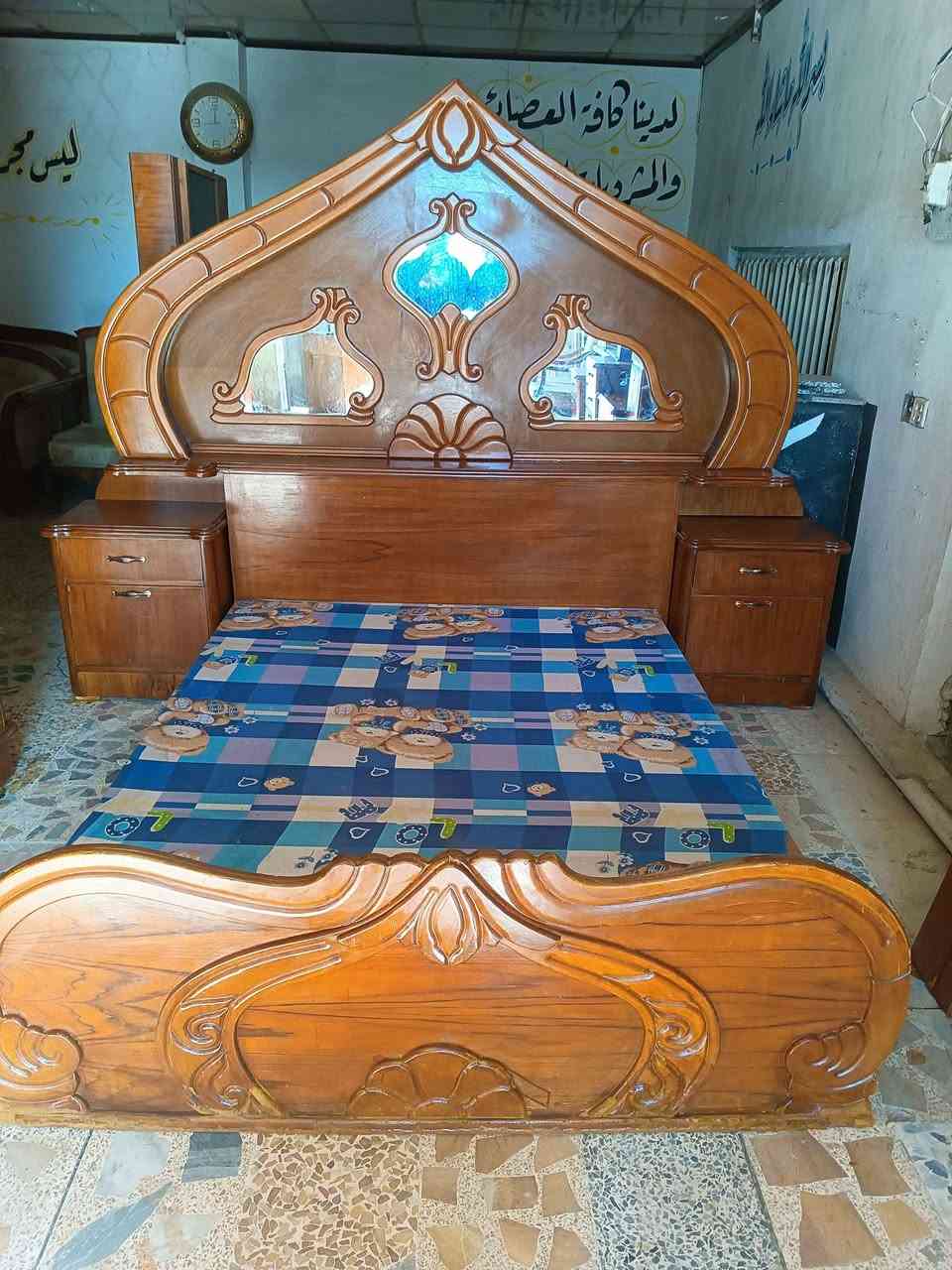 غرفه ملحق 6 ابواب نظيفه شغل ثقيل دنك مهوكني السعر550 العنوان حي تسعين نهاية حي صدام *********** موصل, نينوى
